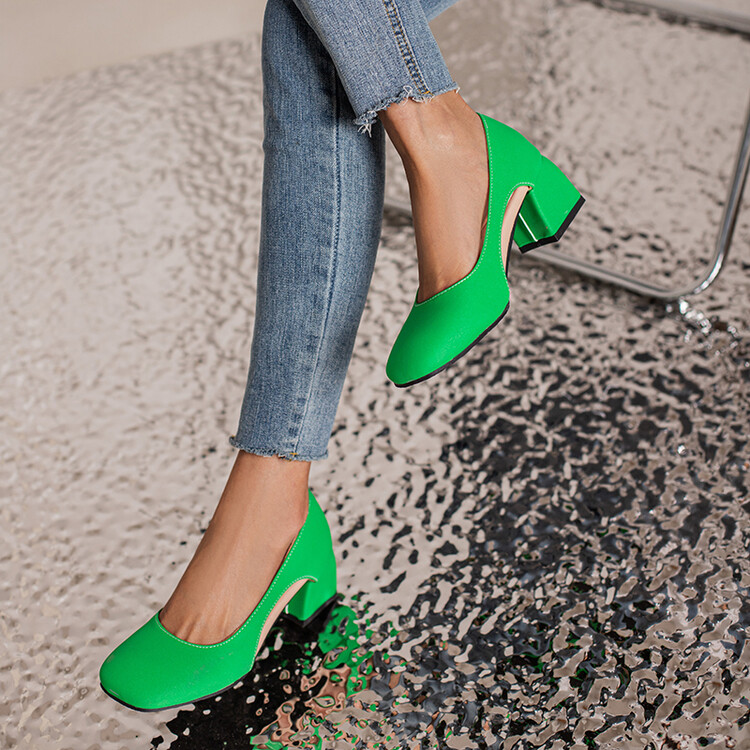 Women's Fashion Flat Shoes Low Chunky Heel Round Toe Slip-On - Image 4
