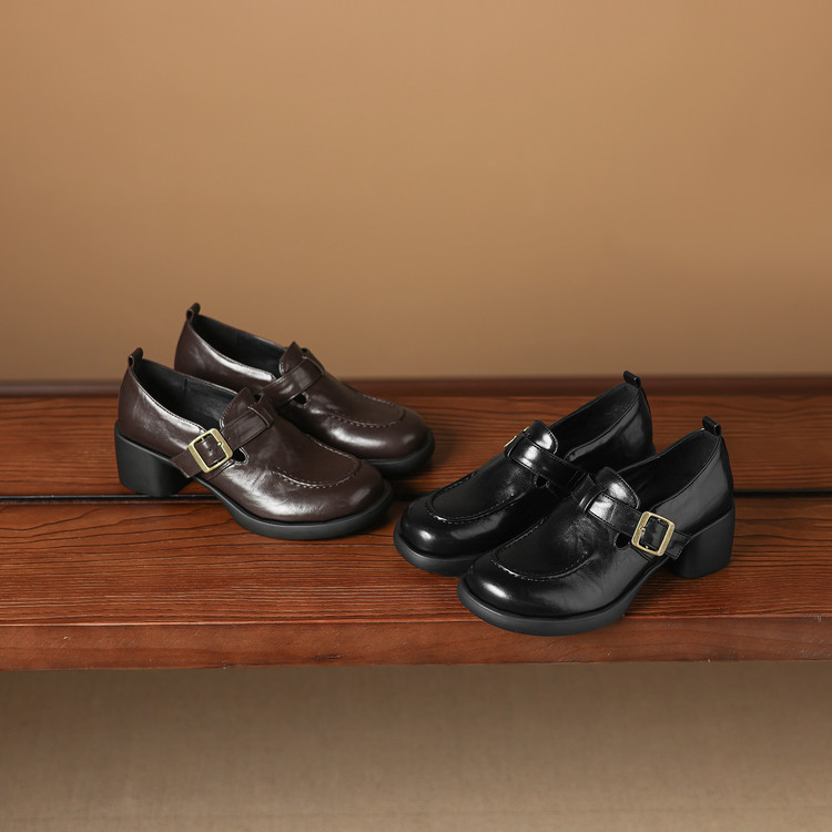 Deep Mouth Single Shoes with Mid Chunky Heel - Image 5
